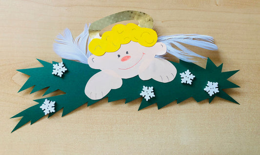 Advent: Engel auf Tannenzweig