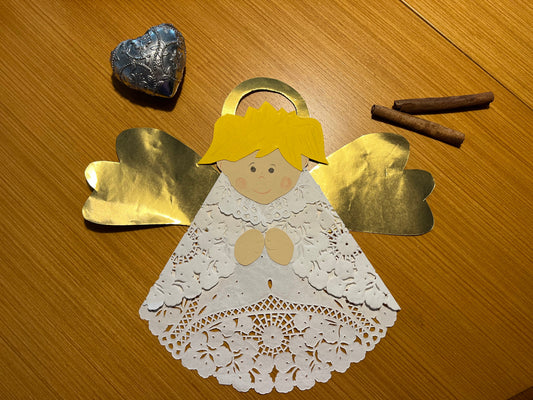 Advent: Einen Spitzenengel backen