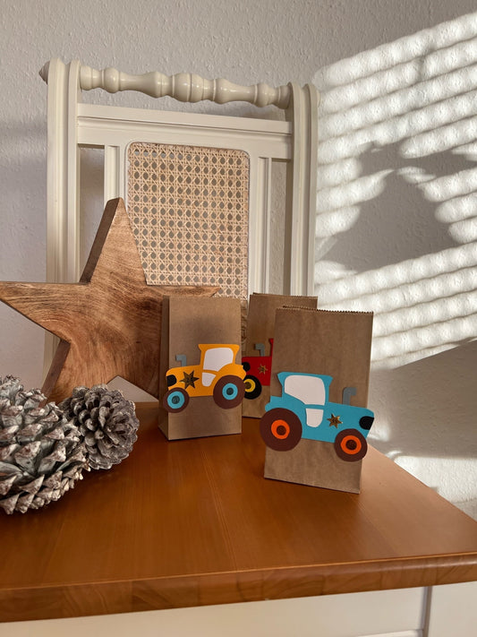 Adventskalender: 24 bunte Traktoren