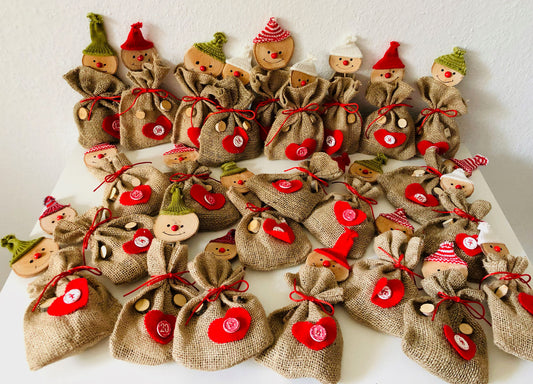 Adventskalender: 24 Wichtel in Säckchen