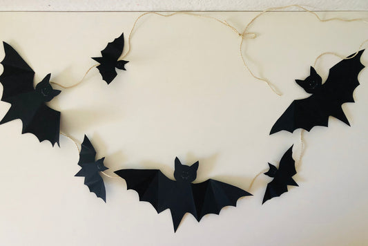 Im Herbst: Bastelidee – Fledermausgirlande