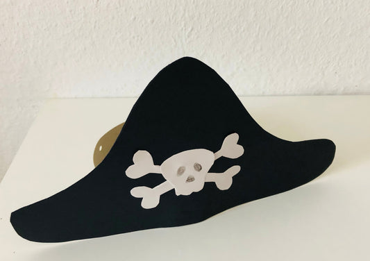 Seeräuber und Piraten: Bastelidee – ein Piratenhut