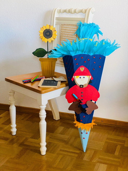 Schultüten: Schultüte Feuerwehrmann