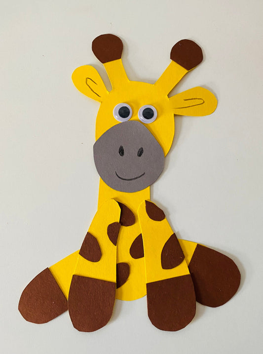 Im Zoo: Eine kleine Giraffe basteln
