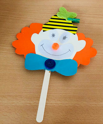 Im Fasching: Einen Eisstiel-Clown basteln