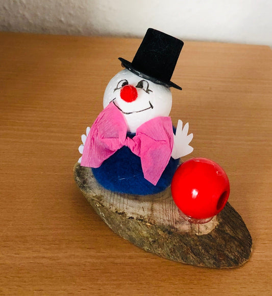Im Fasching: Eine Tischdekoration Clown basteln