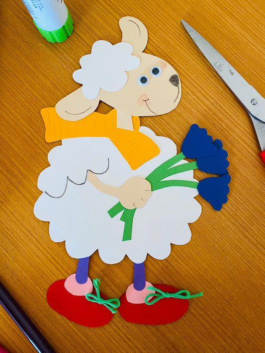 Im Frühling: Schaf Wolke basteln