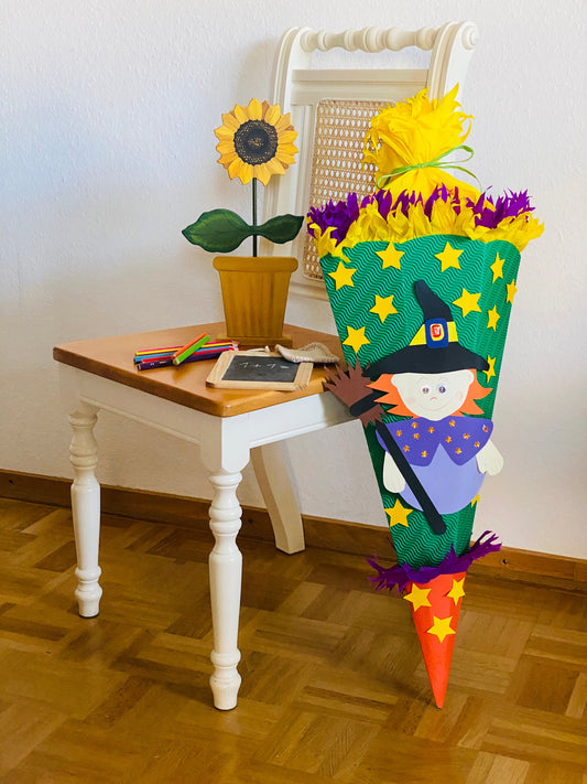 Bastelprojekt Schultüte: Hexe – Schultüte