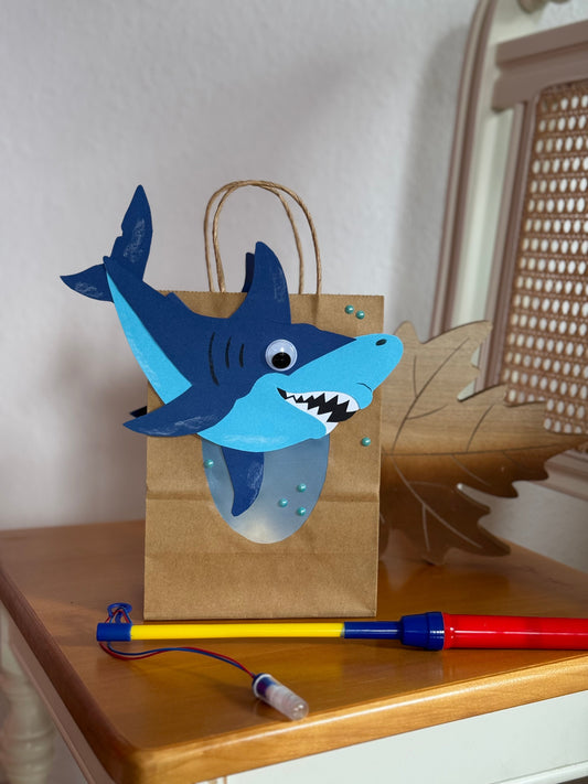 Lustige bunte Laternen basteln